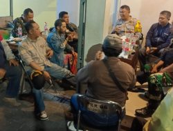 Wujudkan Wilayah Kondusif, Kodim 0505/JT Gelar Patroli dan Siskamling Keliling Bersama Komduk di Duren Sawit