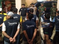 Sinergi TNI–Polri dan Warga, Patroli/Siskamling Keliling Perkuat Keamanan Wilayah Cakung.