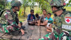 Pertiwi Memanggil, Satgas Yonif 521/DY Hadir Berikan Pelayanan Kesehatan bagi Masyarakat di Elelim