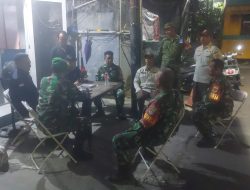 Babinsa dan Warga Gelar Patroli/Siskamling Wujud Nyata Lingkungan Aman dan Kondusif